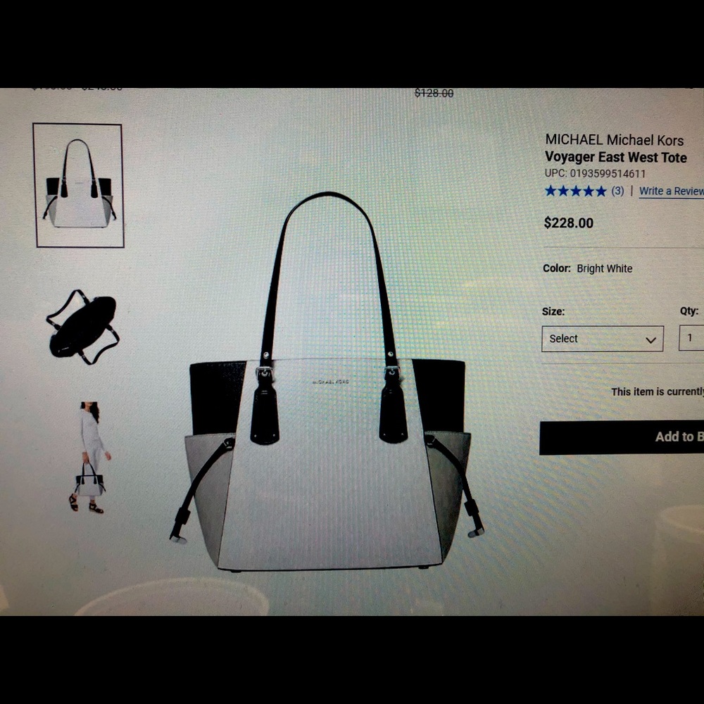 Very gently used Michael Kors Voyager Tote